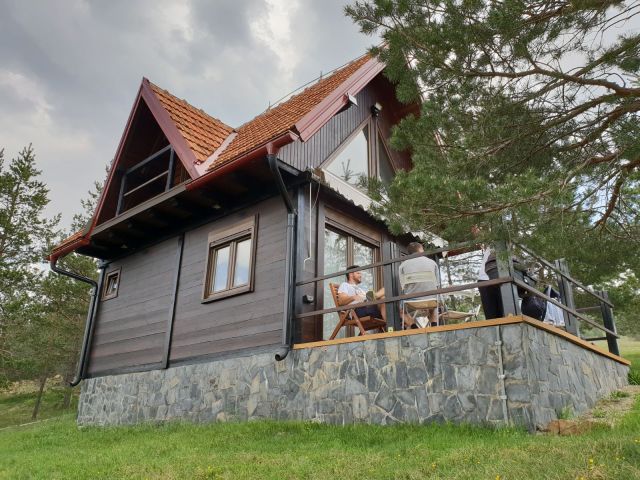 Vikendica Previja