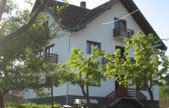 Household Lazovic