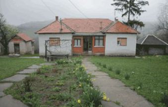 Household Goran Bircanin