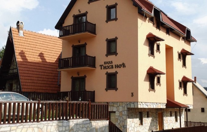 Apartman L3, Tiha Noć 3
