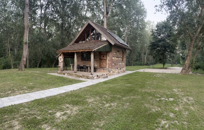 Vikendica Drina Mladenova šuma