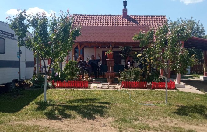 Vikendica na Banstolu