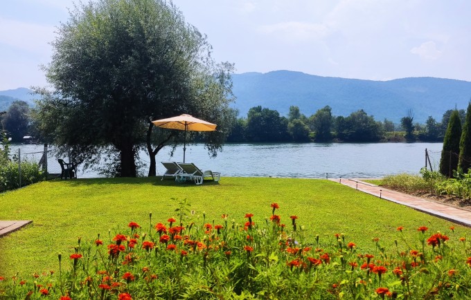 Lenjivac - kuća za odmor na samoj obali Drine