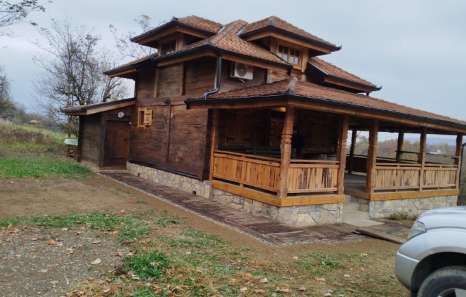 Brvnara "Duboki Potok" Vrnjačka Banja