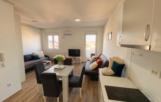 Jovanovic Royal stay